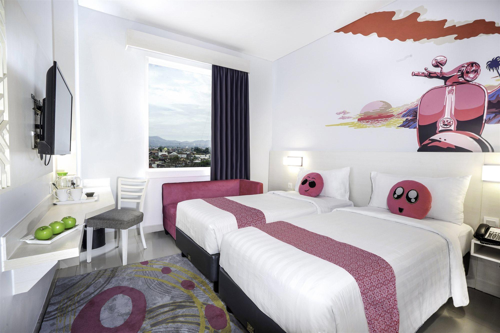 favehotel Malang Exteriör bild